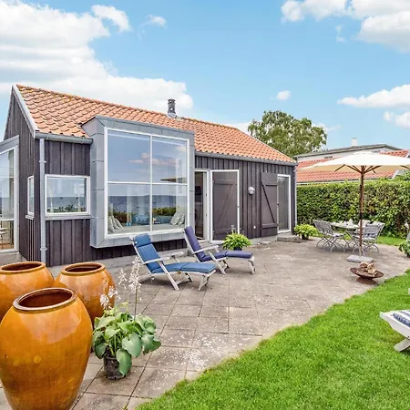 Amazing In With Kitchen Nyaraló