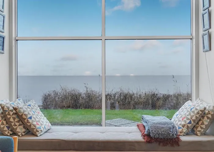 Amazing In With Kitchen