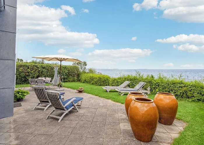 Amazing In With Kitchen *