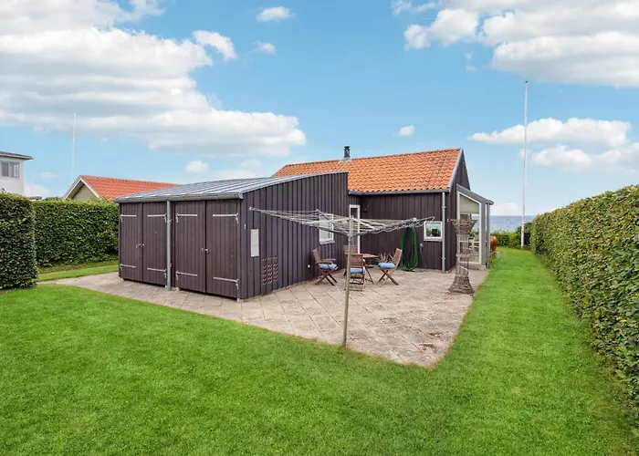 Amazing In With Kitchen *