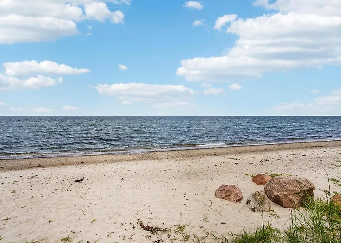 Amazing In With Kitchen * 尼堡